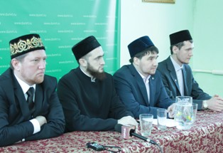 Встреча духовенства с мусульманской молодежью