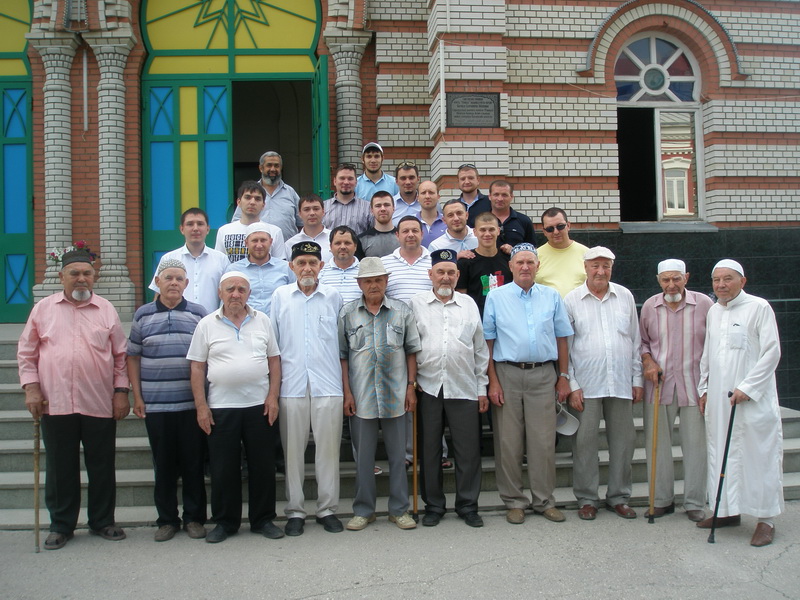 Саратовские мусульмане провели встречу поколений