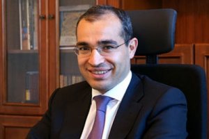 В азербайджанских школах по-прежнему действует запрет на хиджаб