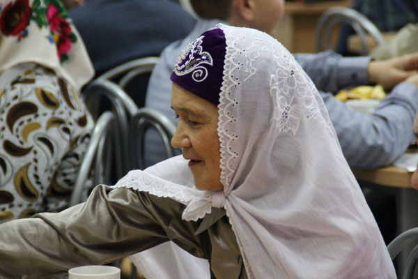 Праздник для пожилых людей