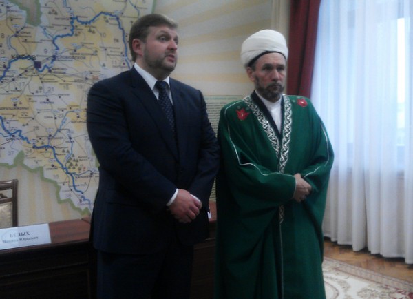 Никита Белых и муфтий Вятки подписали соглашение о сотрудничестве