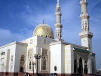 В мечетях Шарджи будут читать проповеди на шести языках