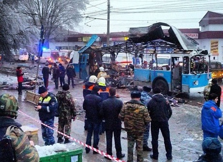 В Волгограде в троллейбусе произошел взрыв, 10 человек погибли