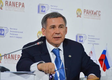Рустам Минниханов встретился с послом России в Султанате Оман