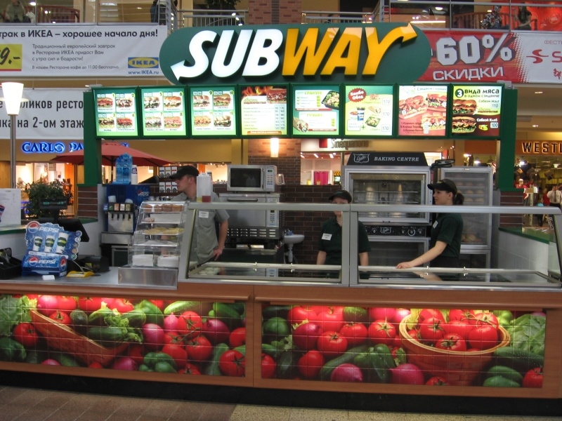 В Британии "Subway" заменят ветчину и бекон на халяльное мясо