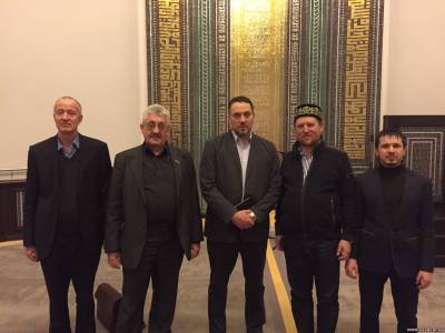 Максим Шевченко посетил мечеть "Ярдэм"