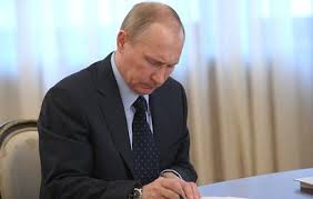 Президент  России подписал Закон о неподсудности священных книг