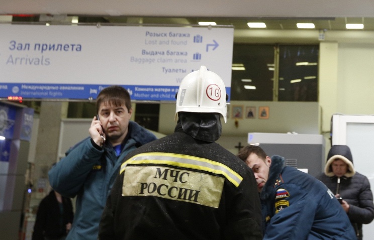 Дубайский пассажирский самолет разбился рядом с аэропортом Ростова-на-Дону
