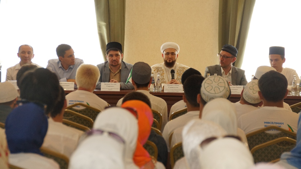 Муфтий Татарстана: в мечетях республики будут проповедовать только на татарском языке