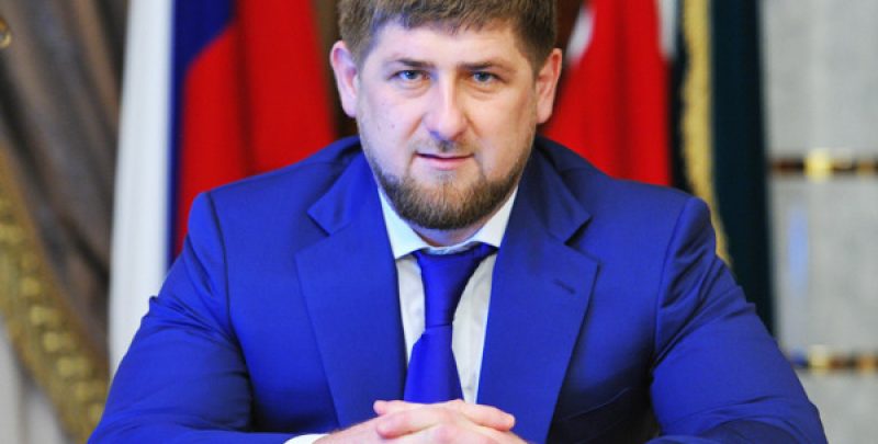 Кадыров подписал закон, о требованиях к одежде учащихся