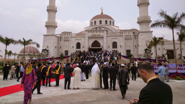 День открытия мечети Аль-Серкал в марте 2015 г