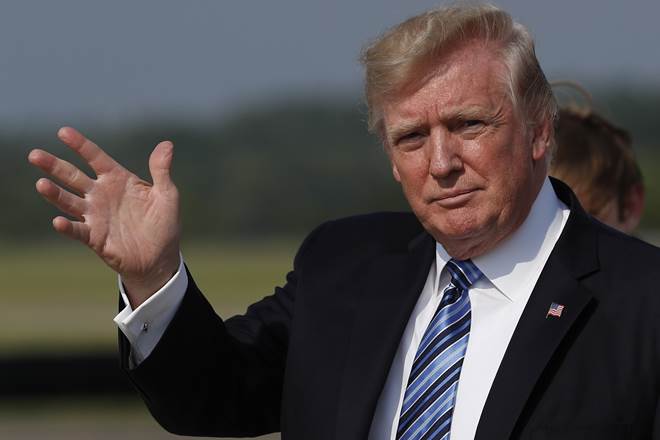 Дональд Трамп едет в Польшу