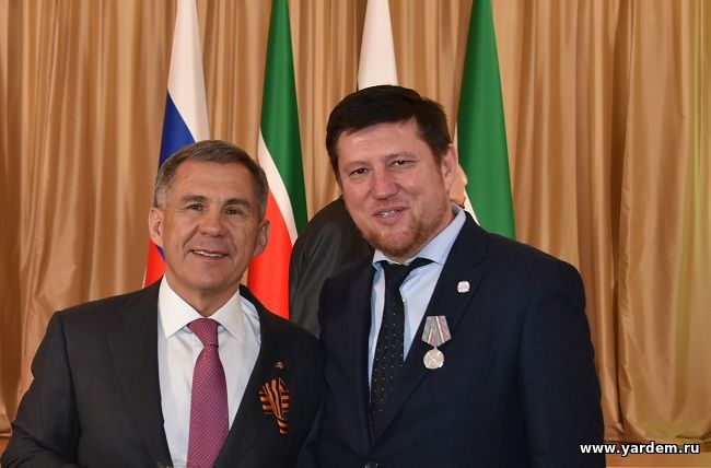 Фонд «Ярдэм» поздравляет президента Республики Татарстан Минниханова Рустама Нургалиевича с днем рождения!