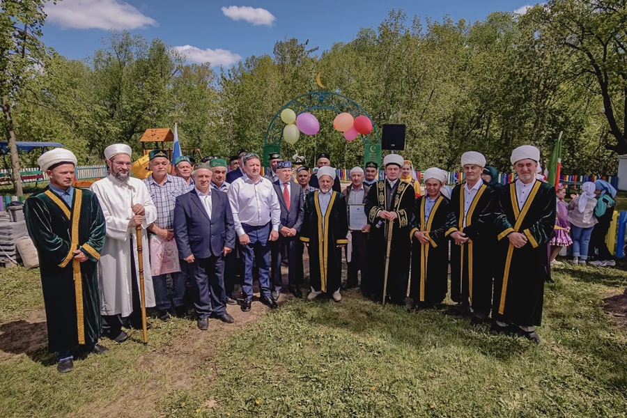 В Ютазинском мухтсибате заработал парк 1100-летия с детскими аттракционами