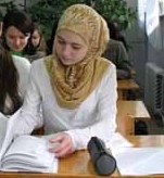 Представители западного общества видят отношения с мусульманами позитивными
