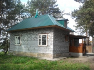 Недостроенная мечеть уже дарит людям знания
