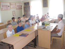 Уроки основам Ислама в Уруссу